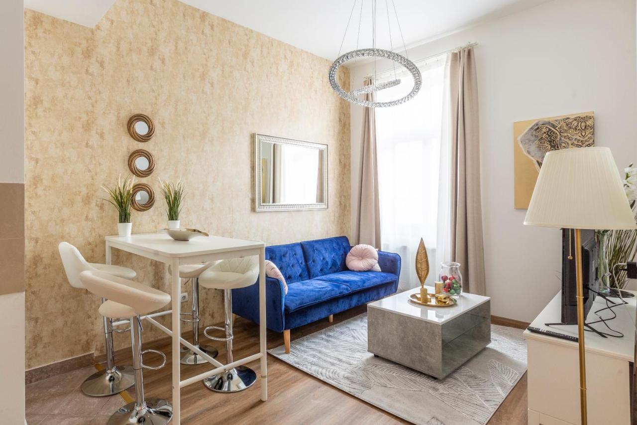 Explore Budapest From A Luxurious Cozy Apartment Екстериор снимка