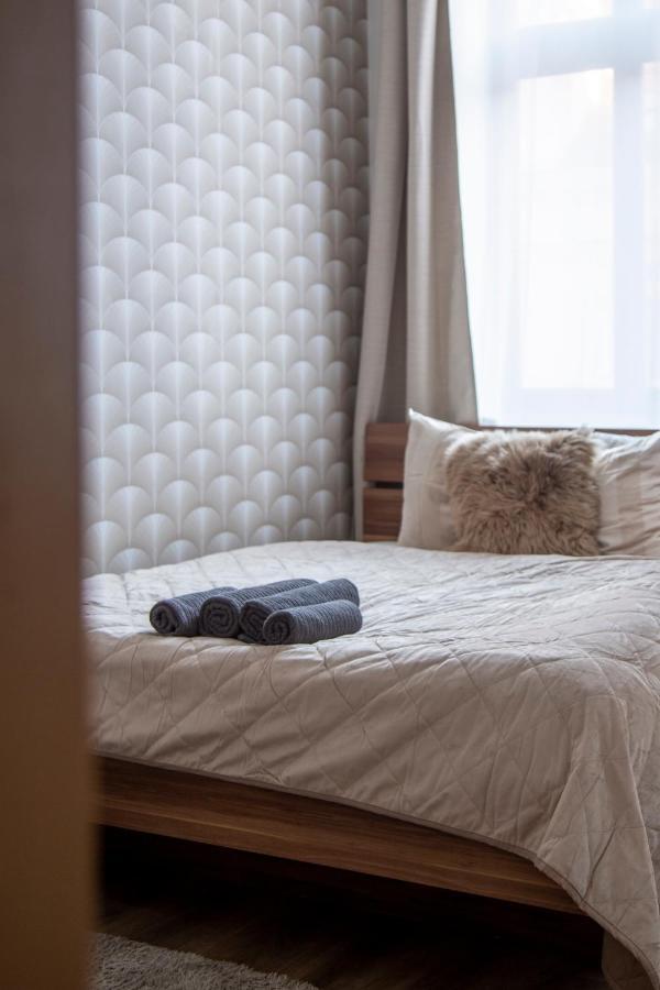 Explore Budapest From A Luxurious Cozy Apartment Екстериор снимка